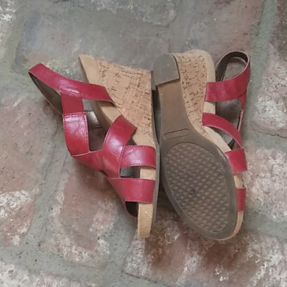 A2 aerosoles red leather cork wedge sandals 8.5 - Picture 3 of 4